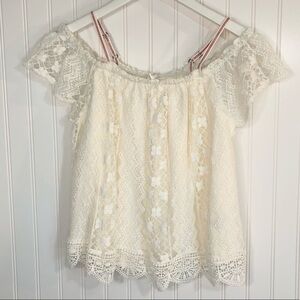 Xhilaration Lace Cold Shoulder Cream Shirt XS